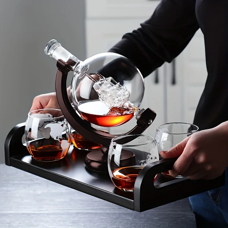 Globe Shaped Whiskey Decanter  - đánh giá và giá Decanter Globe Set