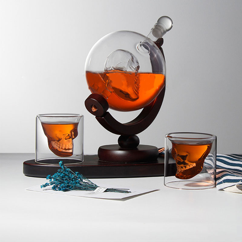 Skull Globe Whiskey Decanter S - đánh giá và giá Decanter Globe Set